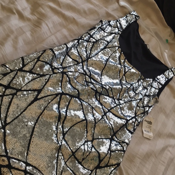 Sequin dress - Picture 2 of 5